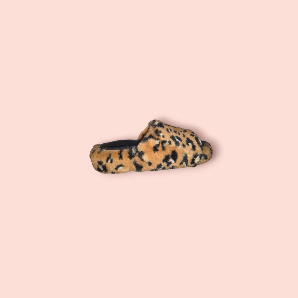 Crocs Classic Leopard Fur Slide; Leopard / Black Size: M5/W7